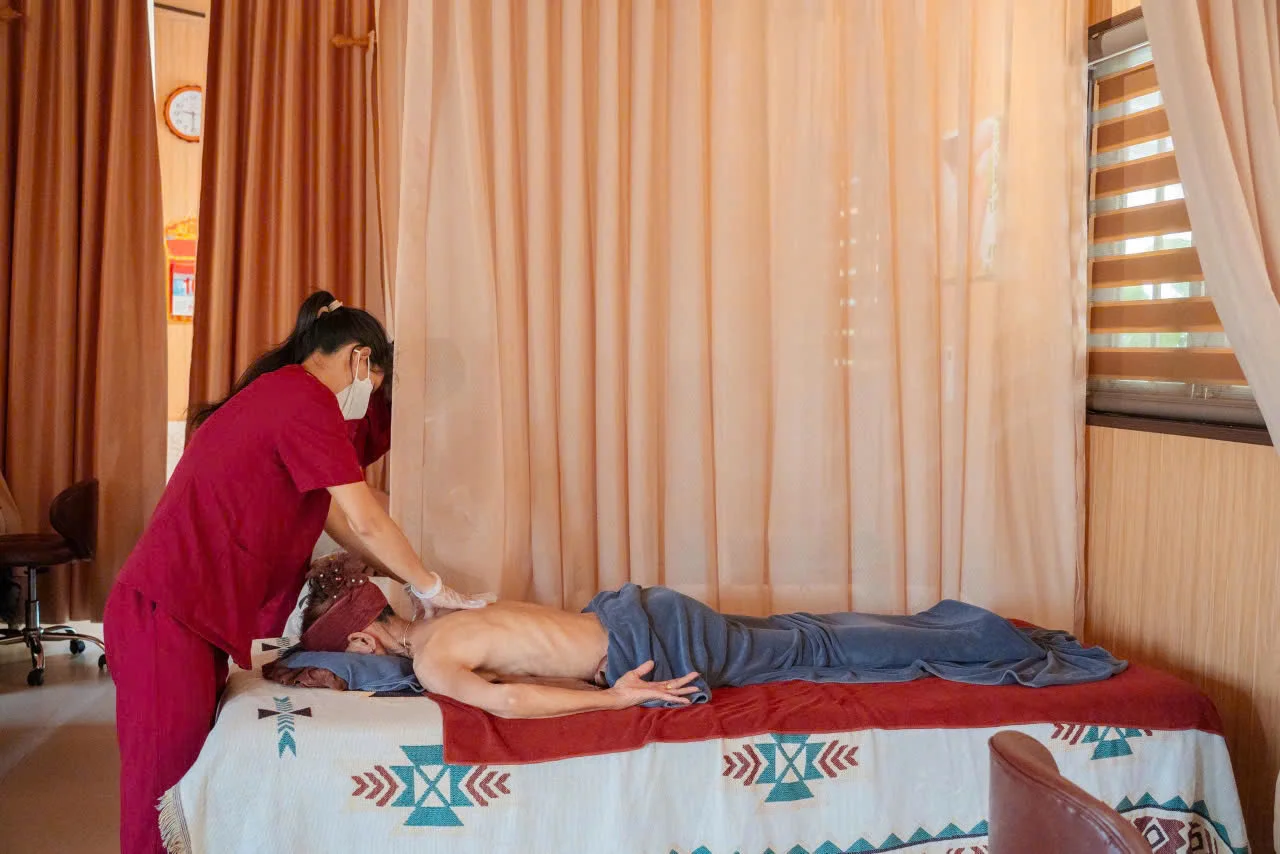 Núi Đỏ 11