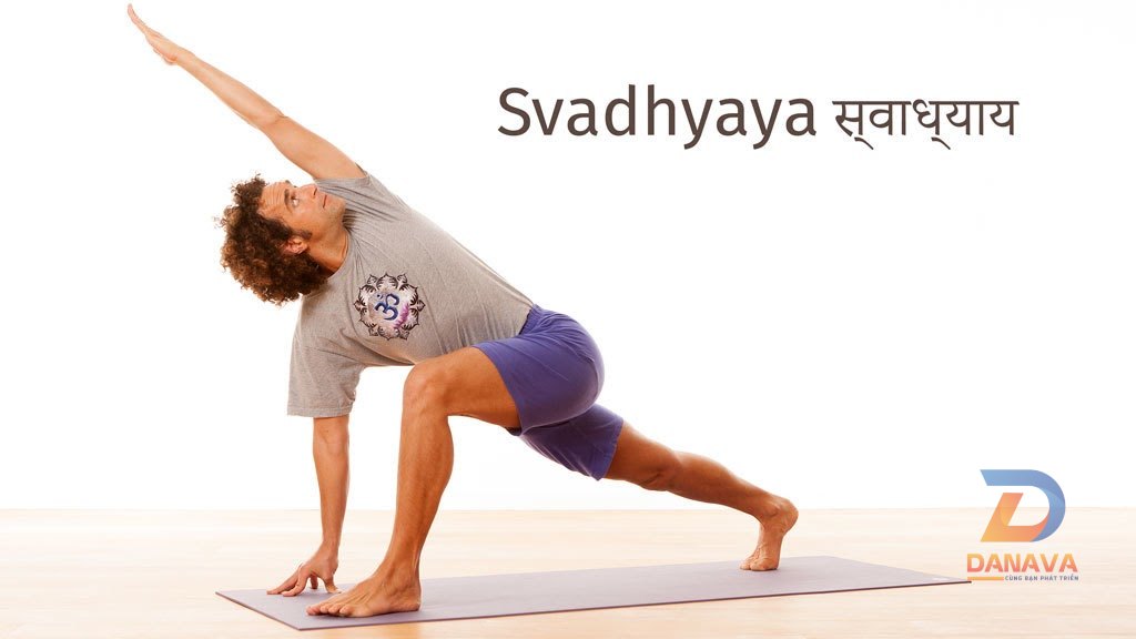Svadhyaya - tự học và suy ngẫm trong yoga