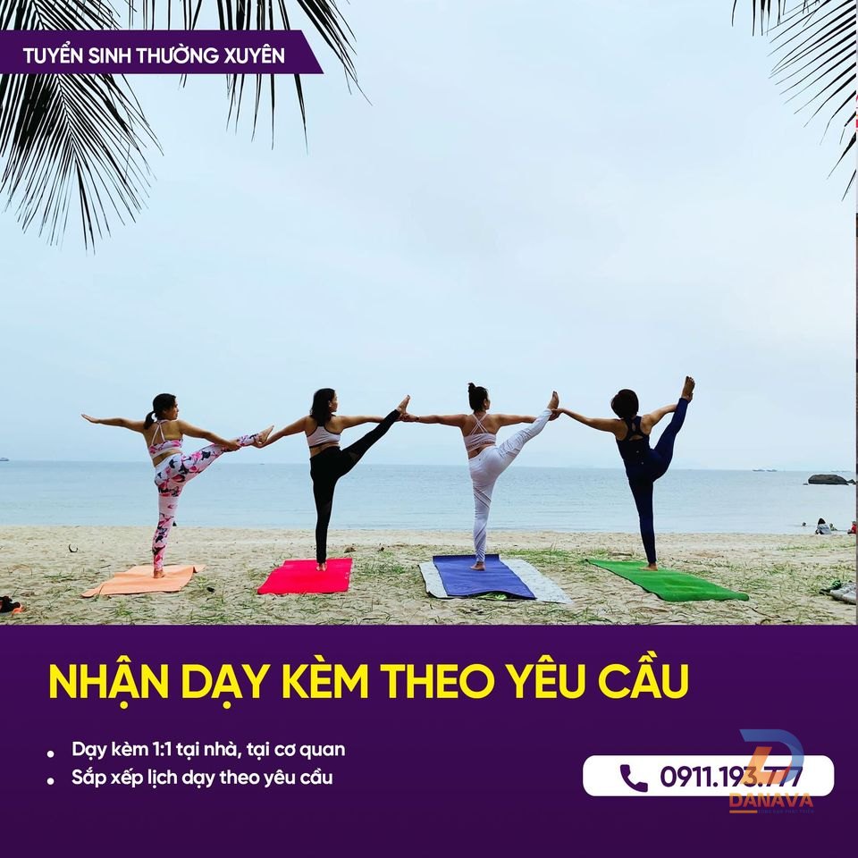 Lớp yoga cho mẹ bầu