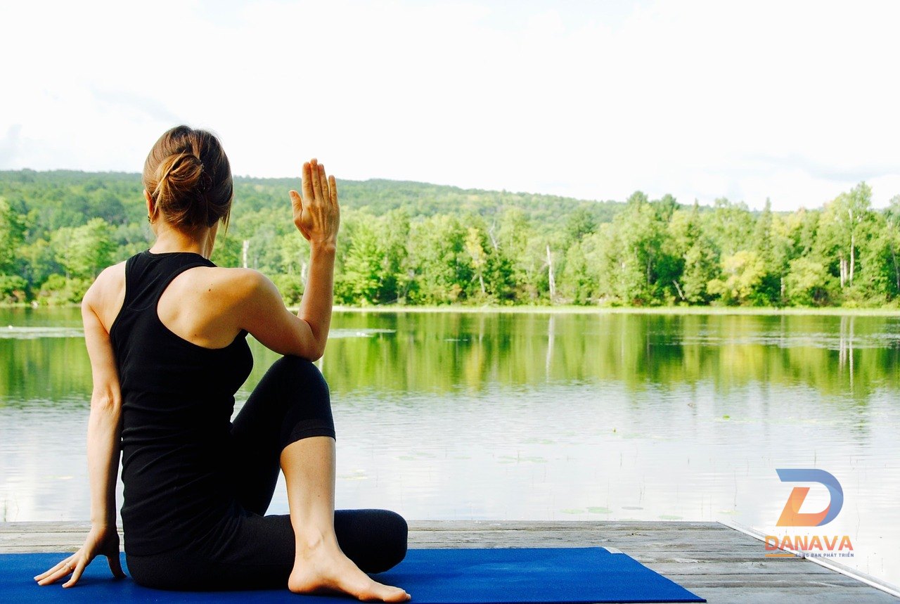 Không gian tập yoga tại Diamond Yoga