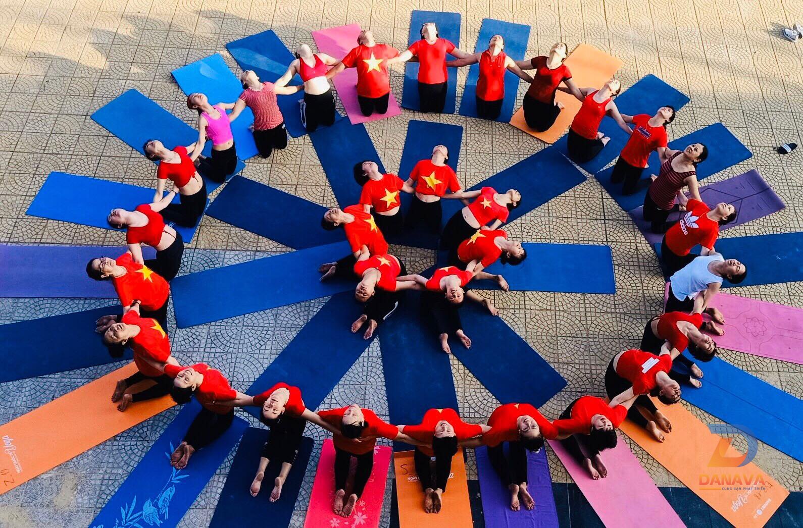Lớp học Yoga tại Yoga For You Đà Nẵng