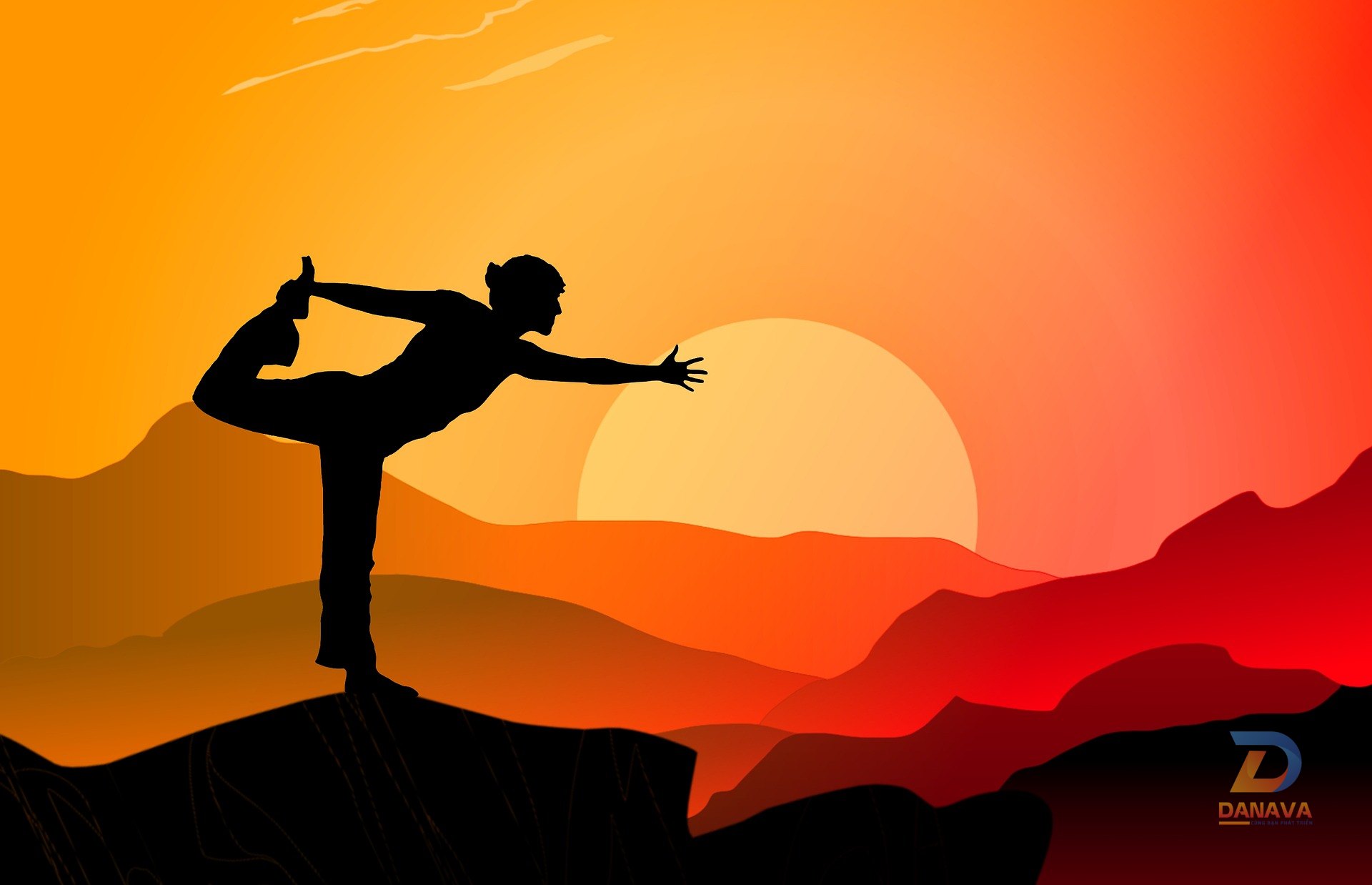 Giáo viên yoga tập luyện