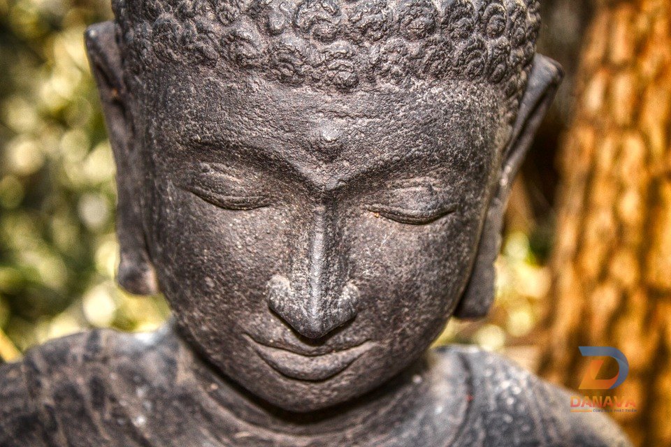 Thực hành các tư thế yoga cổ