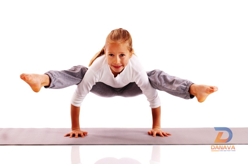 Yoga phù hợp với mọi lứa tuổi