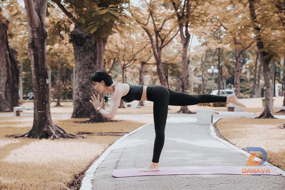 Truyền thuyết đằng sau tư thế Chiến binh (Virabhadrasana)