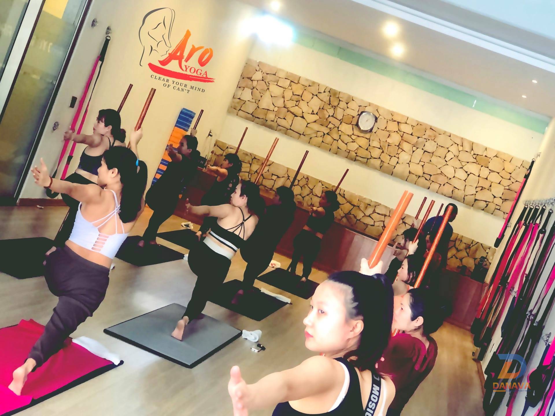 Không gian tập luyện tại Aro Yoga & Dance