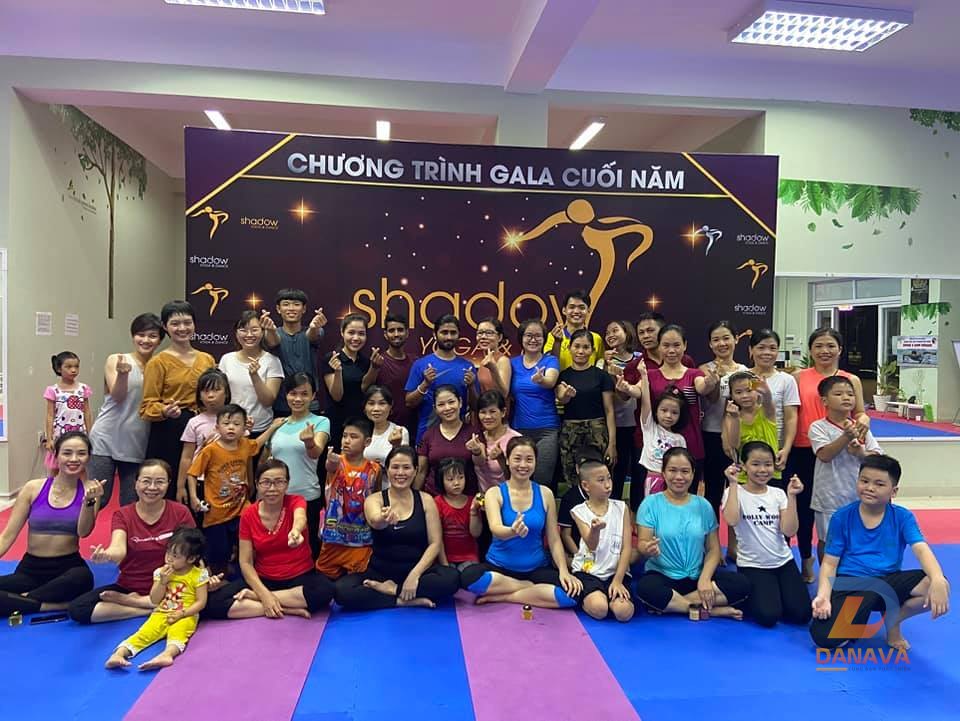 Shadow Yoga & Dance Đà Nẵng: không gian yoga theo triết lý Sivananda