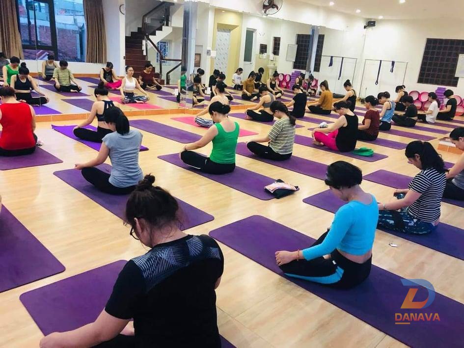 Cộng đồng học viên Surya Yoga Dance