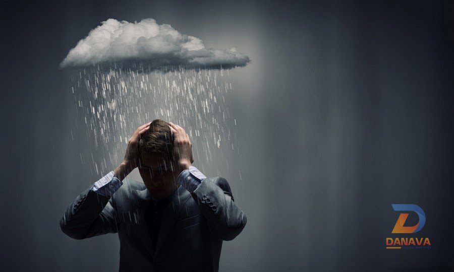 Người ngồi thiền tìm sự tĩnh lặng