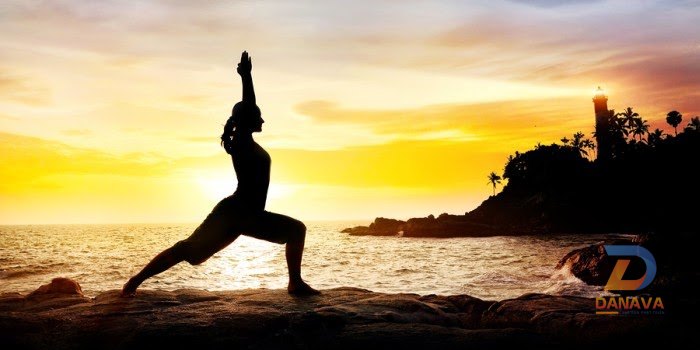 Người bệnh tim tập yoga có hướng dẫn