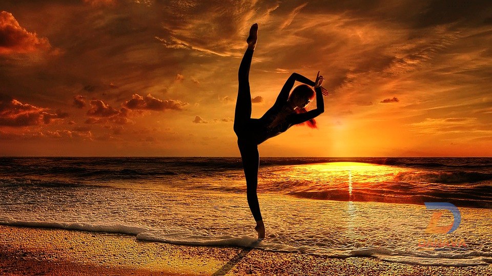 Người tập yoga chú ý định tuyến